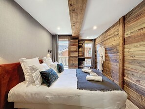 4 bedrooms, free WiFi, bed sheets