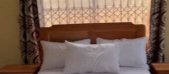 RichCoast HideOut is a 4 bedroom with En-suites bathrooms Property in Amoyaw