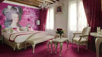 Apartment | 1 bedroom, laptop workspace, bed sheets