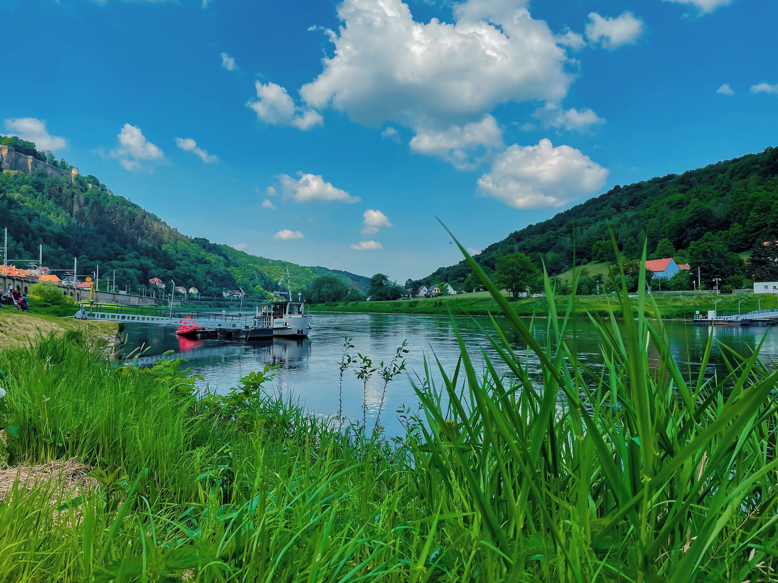 المنشأة من الخارج