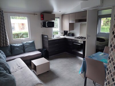 Mobil Home 4/6 persons camping Les Charmettes very quiet place