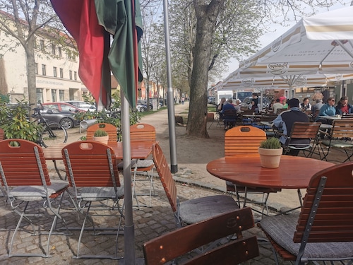 Apartment with balcony, only 200 meters from the village square Altkötzschenbroda on the Elbe cycle path.