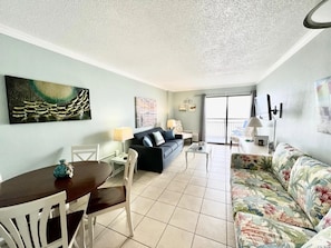 Signature Condo, 1 Bedroom, Balcony, Ocean View | Living room | 40-inch Smart TV with digital channels