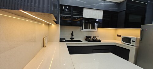 Charming 3-bedroom house with AC in New Delhi central 3bhk
home...away home.