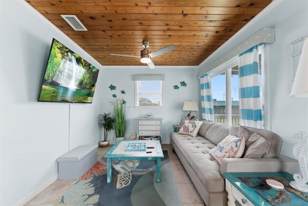 Smart-TV, Kamin, Bücher