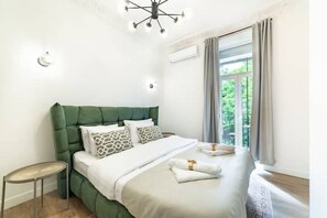 1 habitación, tabla de planchar con plancha y acceso a internet 