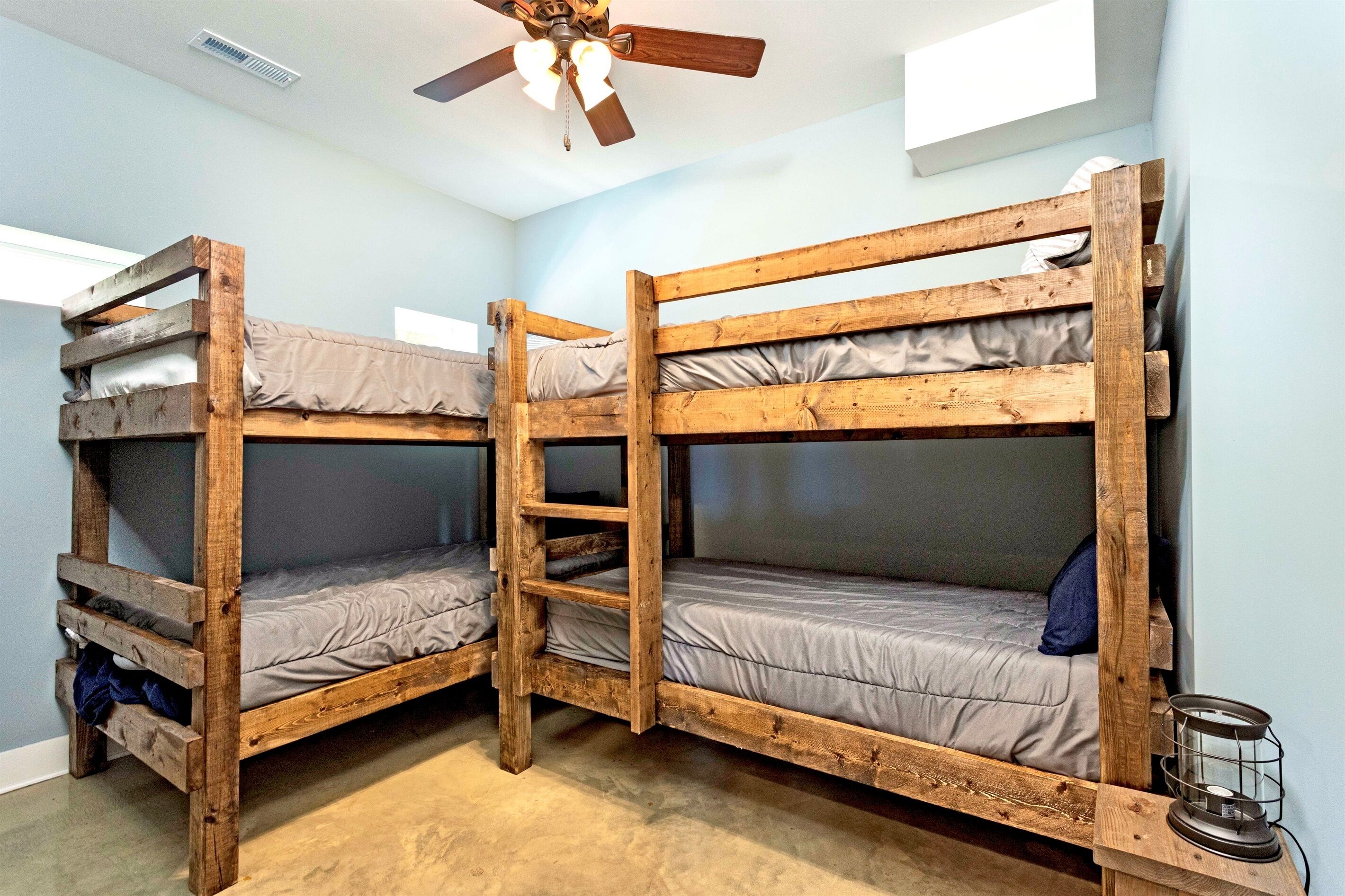 4 Schlafzimmer, Bügeleisen/Bügelbrett, Reisekinderbett, kostenloses WLAN