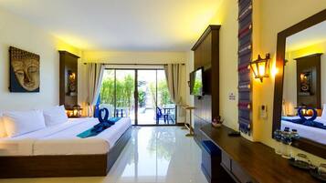 Deluxe Double Room | Desk, free WiFi, bed sheets