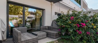 Room 'Quarto Do Papagaio' with Private Terrace, Wi-Fi and Air Conditioning