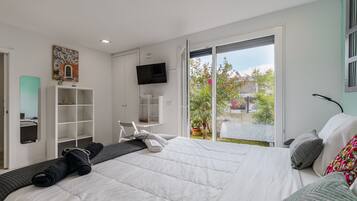 1 habitación, wifi y ropa de cama