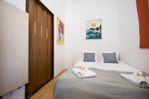 1 bedroom, iron/ironing board, WiFi, bed sheets