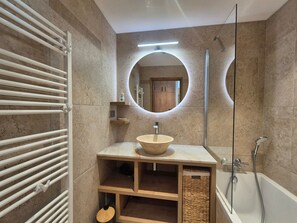 Hair dryer, towels