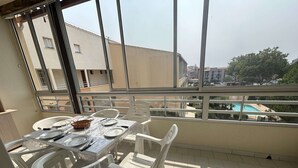 Dining - 3-Room Apt with Pool Near Beach in Cap d'Agde (Cap d'Agde)