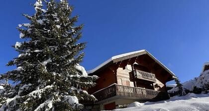 Typical Chalet 5 Bedrooms for 10 People with Wi-Fi and Terrace