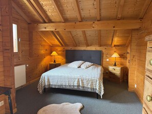 5 chambres, accès au Wi-Fi (inclus)