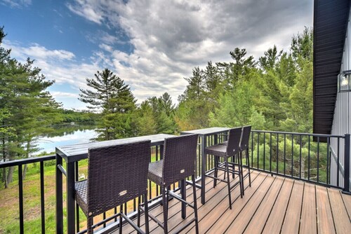 Berg Lake Barndo - Luxe Retreat on Berg Lake