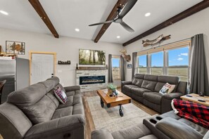 Téléviseur, foyer, jeux vidéo