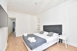 Apartment | 1 bedroom, laptop workspace, iron/ironing board, bed sheets