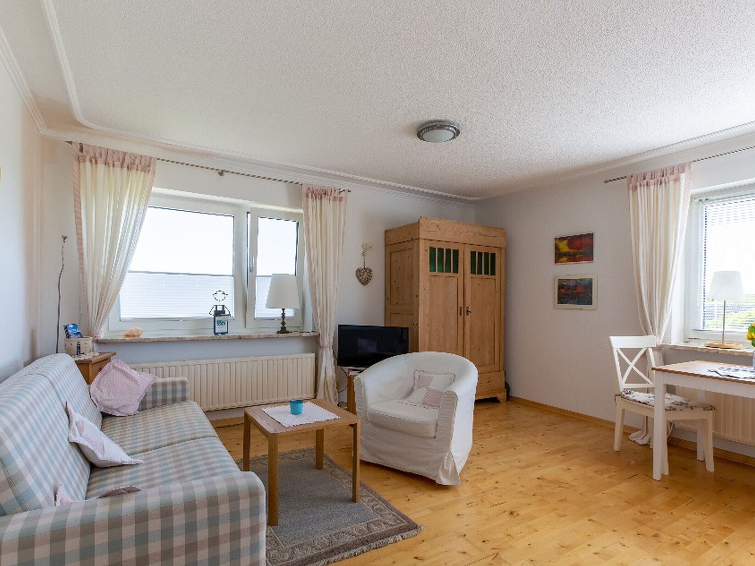 テレビ、ステレオ