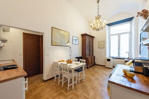 Appartement Standard, plusieurs chambres (Central Apartment Porta Soprana) | Restauration