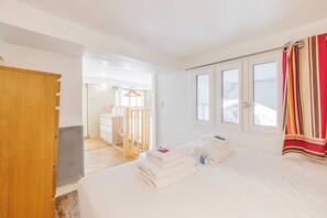 Apartamento | 1 dormitorio y espacio para trabajar con un portátil