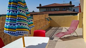 Apartment, 2 Bedrooms | Outdoor dining - Cozy Apartment With Terrace Costa dei Trabocchi (San Vito Chietino)