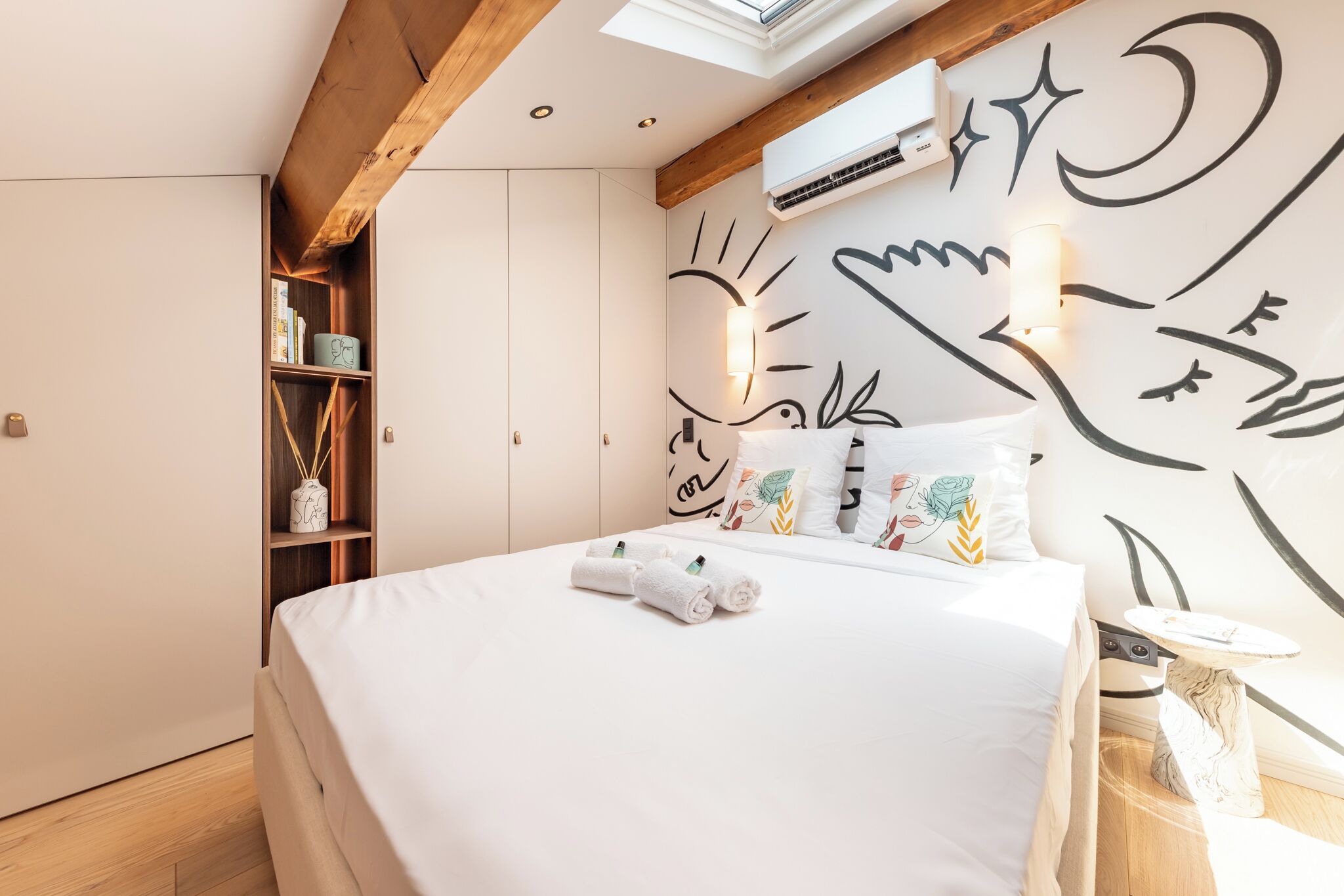 1 habitación, escritorio, tabla de planchar con plancha y wifi gratis 