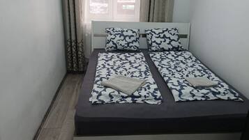 Bügeleisen/Bügelbrett, WLAN, Bettwäsche