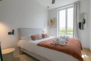 Planxa i posts de planxar i wifi 