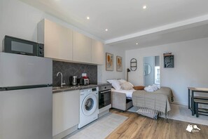 Fridge, microwave, oven, toaster