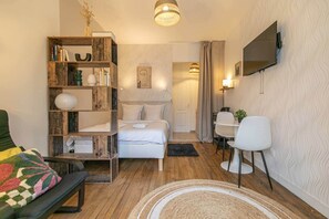 Fer et planche à repasser, Wi-Fi