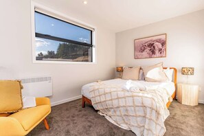 2 habitaciones, tabla de planchar con plancha y wifi 