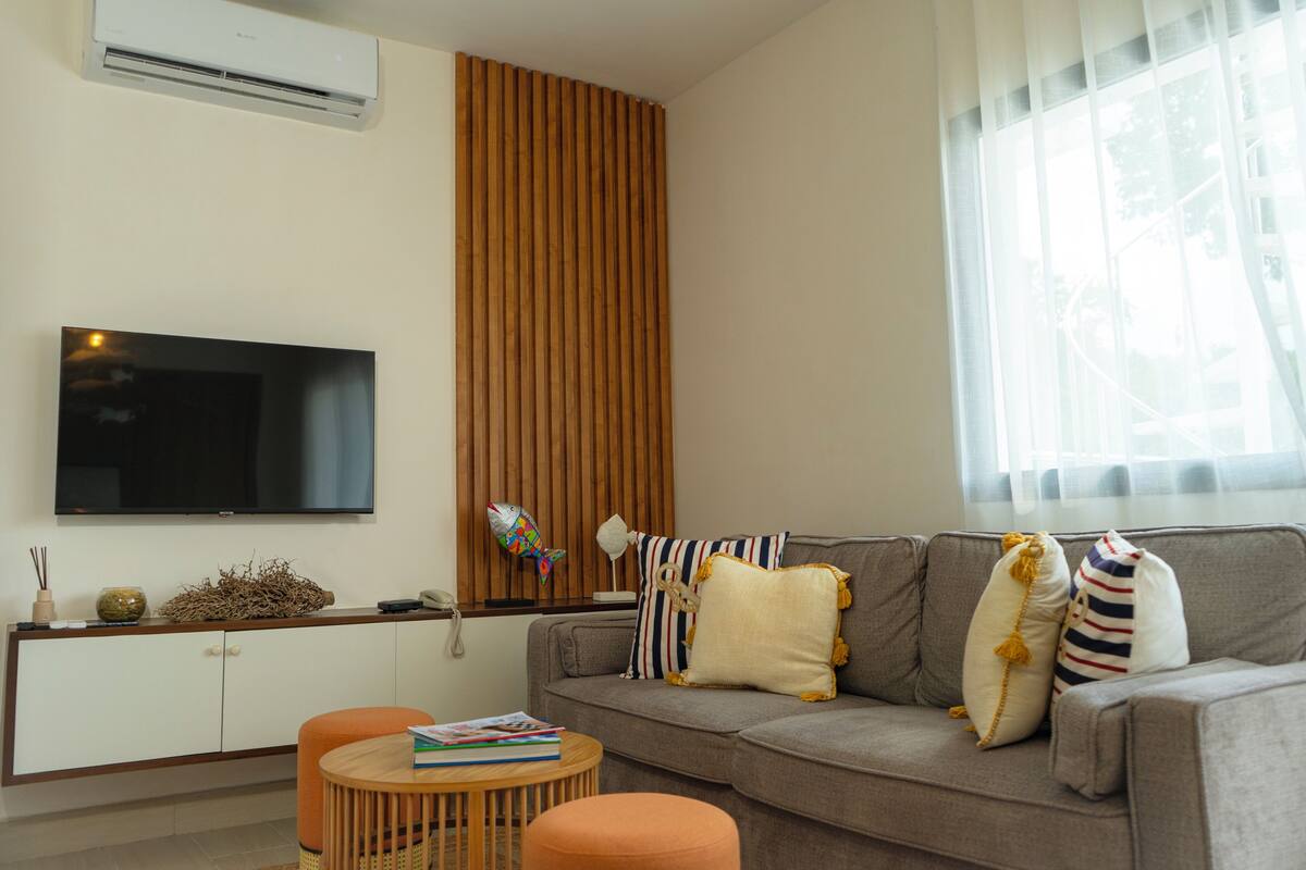 Luxury Apartment | Living area