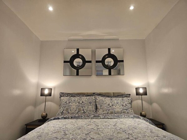 1 chambre, fer et planche à repasser, Wi-Fi, draps fournis