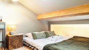 2 habitaciones, escritorio, tabla de planchar con plancha y wifi gratis