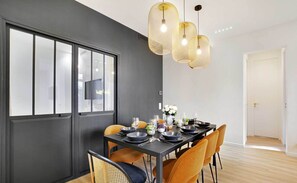 Apartment | Dining