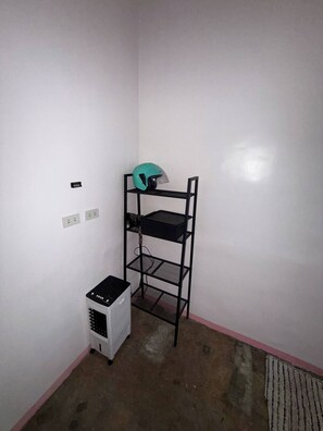 Shared Dormitory, 1 Bedroom, Patio, Garden View | Interior