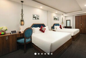 Quadrupla Deluxe | Una scrivania, insonorizzazione, ferro/asse da stiro, Wi-Fi gratuito
