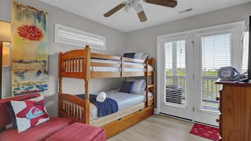 4 bedrooms, desk, iron/ironing board, WiFi