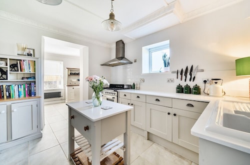  Idyllic Cornish House in close proximity to several popular beaches