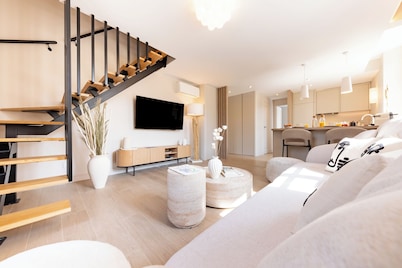 Elegant duplex 8 pers clim & master suite