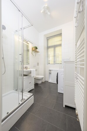 Hair dryer, towels - Quiet & Comfortable Studio Apartment in Vienna (Vienna)