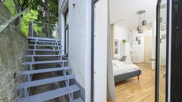 1 bedroom, desk, iron/ironing board, free WiFi