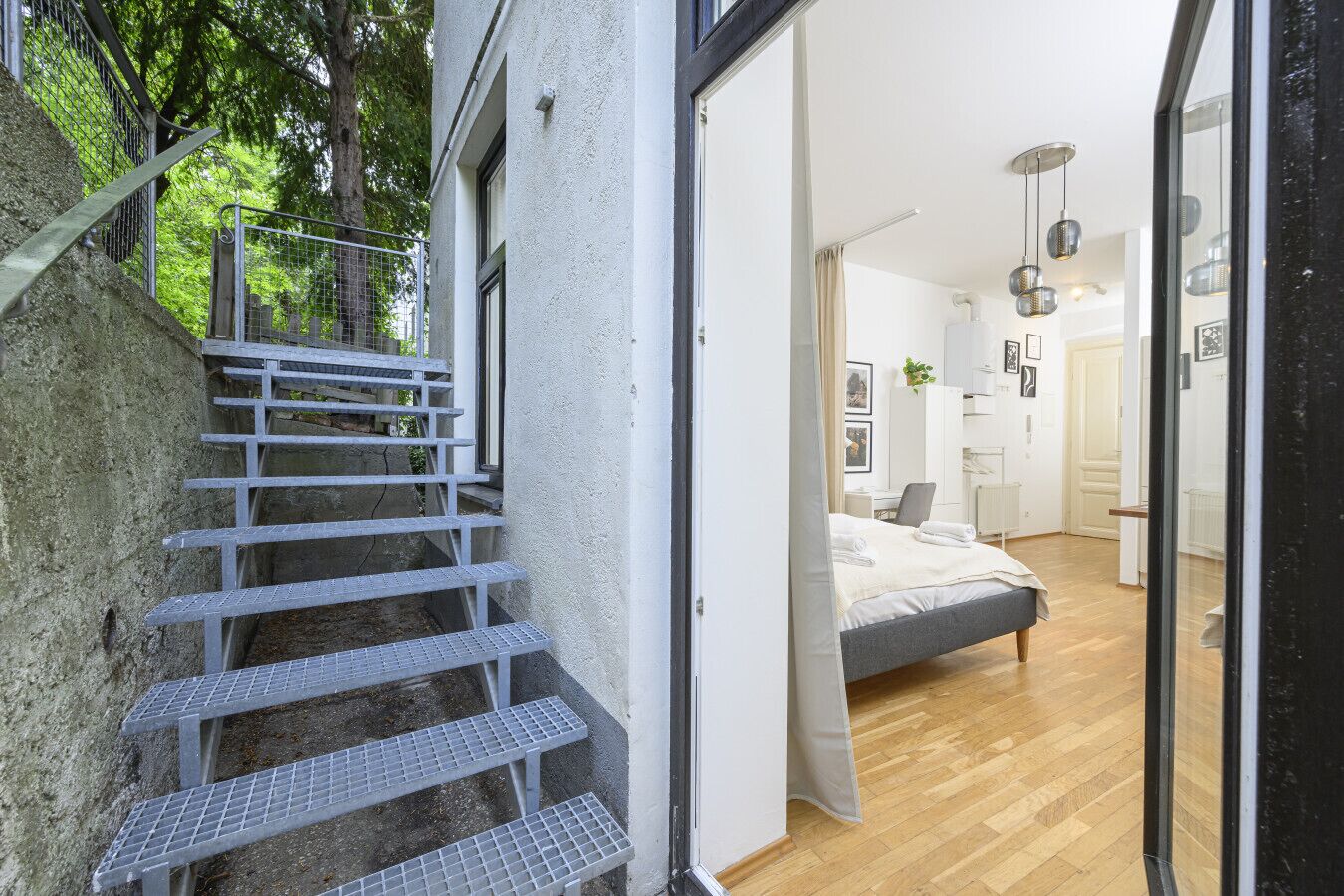 1 habitación, escritorio, tabla de planchar con plancha y wifi gratis 