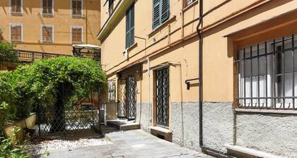 Maisonette Apartment With Outdoor Dining