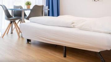 2 habitaciones, escritorio, wifi y ropa de cama