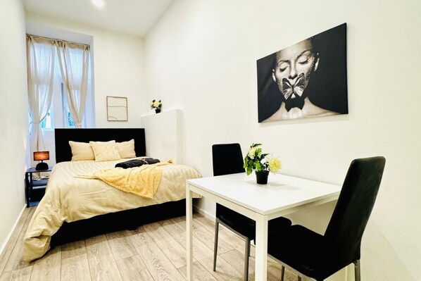 1 bedroom, iron/ironing board, bed sheets