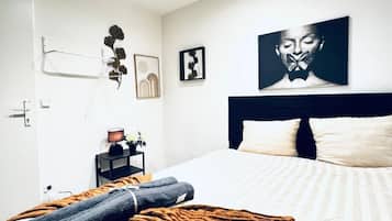 1 Schlafzimmer, Bügeleisen/Bügelbrett, Bettwäsche