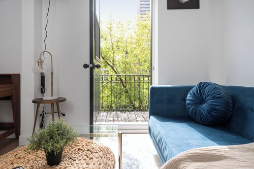 Traveler’s Haven - Chic 1BR in Mile End/Plateau