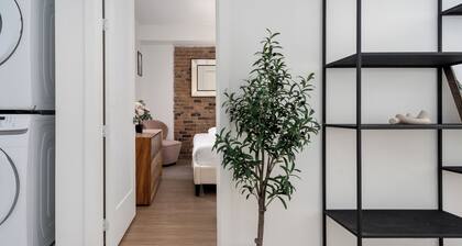 Traveler’s Haven - Chic 1BR in Mile End/Plateau